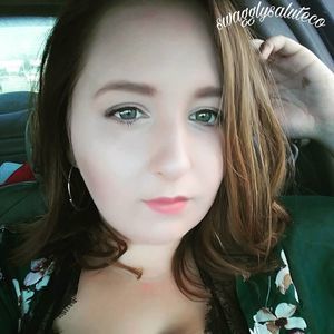 Meet your Posher, Amber